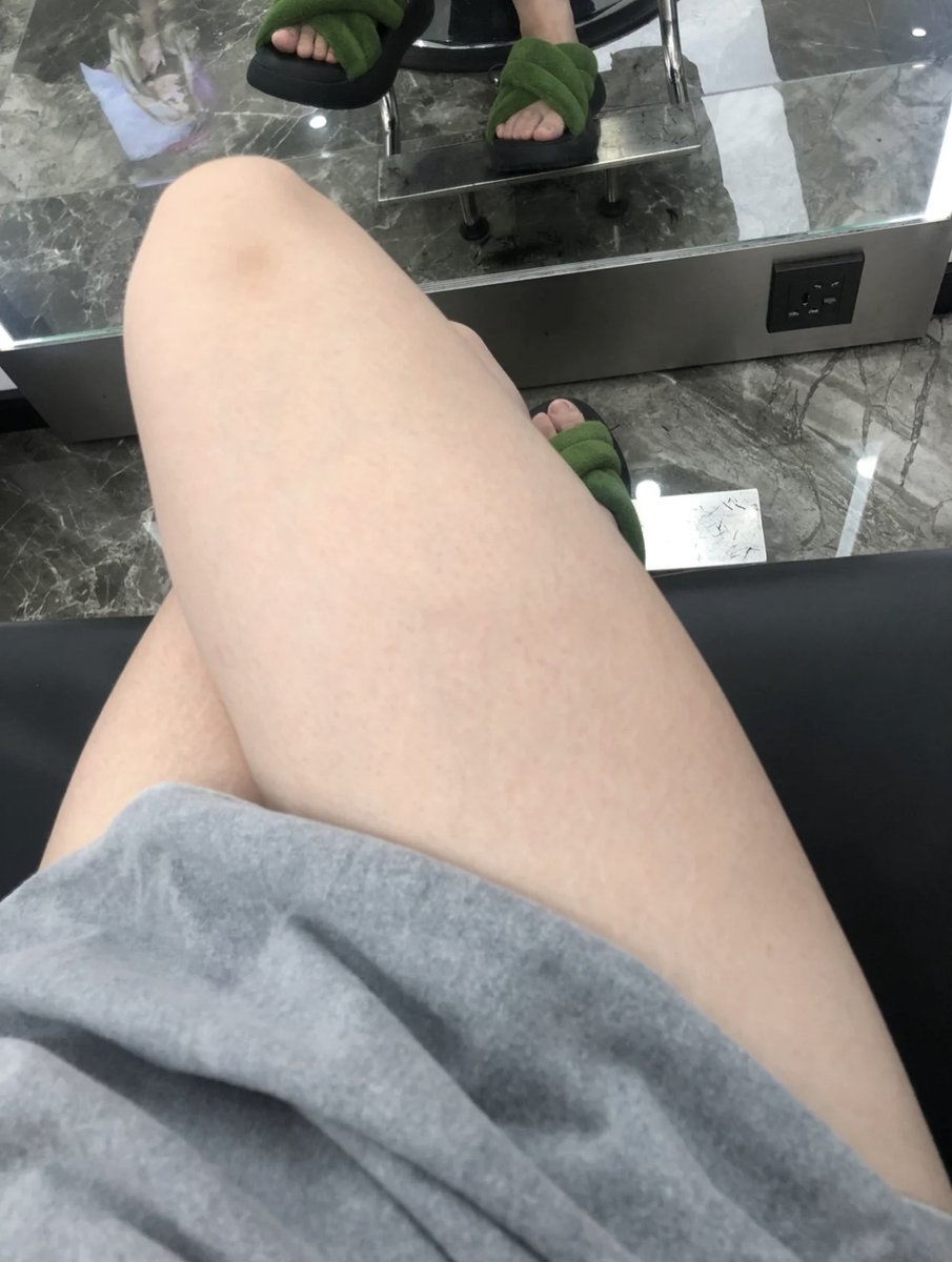 MisaMisa_119's tweet photo. 安心してください。履いてませんよ。 https://t.co/NRvgN2wItK