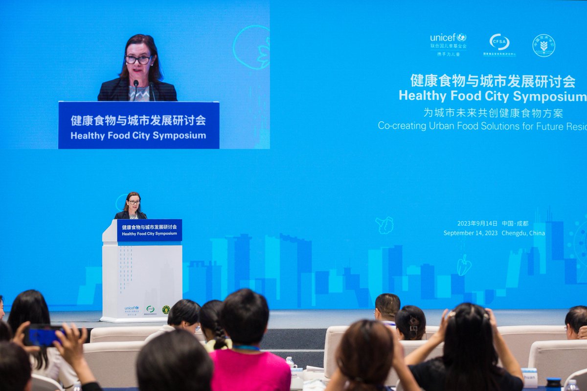 UNICEFChina's tweet photo. UNICEF is honoured to co-host the Healthy Food City Symposium with partners in #Chengdu.
Amanda Bissex, @UNICEFChina Deputy Representative, called on cities to work together to create a #healthy food environment for #children and adolescents.
#FixMyFood #ForEveryChild https://t.co/6zlyFwdN61