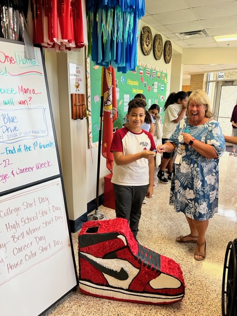 Ring it LOUD, ring it PROUD!! Ms. Palumbo's G6 scholars celebrated beginning of the year MAP data; students who have shown growth from their previous year were able to ring the bell and put an A-ticket in our big J! #BeABobcat @hebisd @BME_Harrop