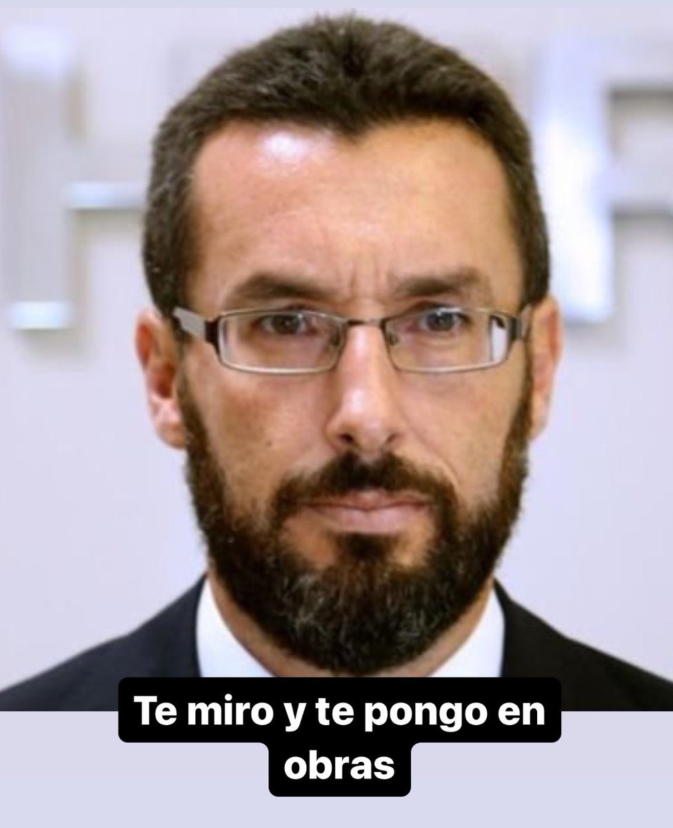 alvaritooux's tweet photo. El mood en La Linea https://t.co/iiB6lUy7Y9