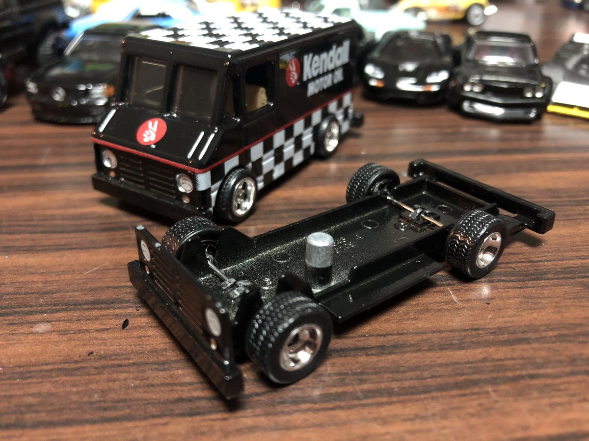 porschegmbh's tweet photo. #ホットウィール #hotwheels #combatmedic #kendall #gasmonkeygarage #CHEVROLET #STEPVAN #P20
HW ポップカルチャーコンバットメディックをシャシー替えでイージーにインチアップ
ガスモンキーのは後継のP30です https://t.co/1Tf3mHL9F2