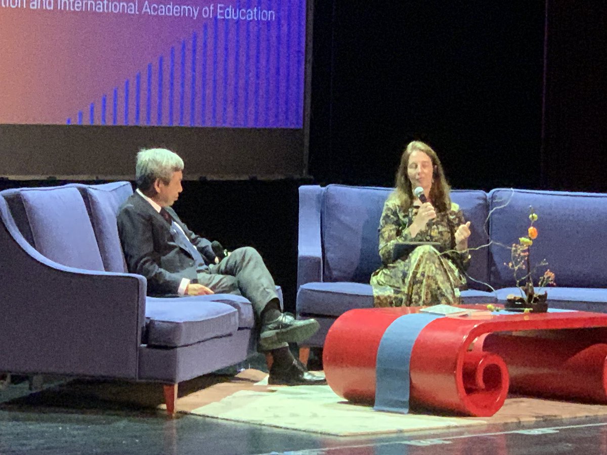 watnunu's tweet photo. Knowing what we know about AI &amp; how the world functions, why do we still hold onto the grammar of schooling where we still have segregated subjects? Why do we hold onto our students doing worksheets at home? Have students do authentic problem solving! @YongZhaoEd #KeystoneBeijing https://t.co/Bb6R0nhJSA