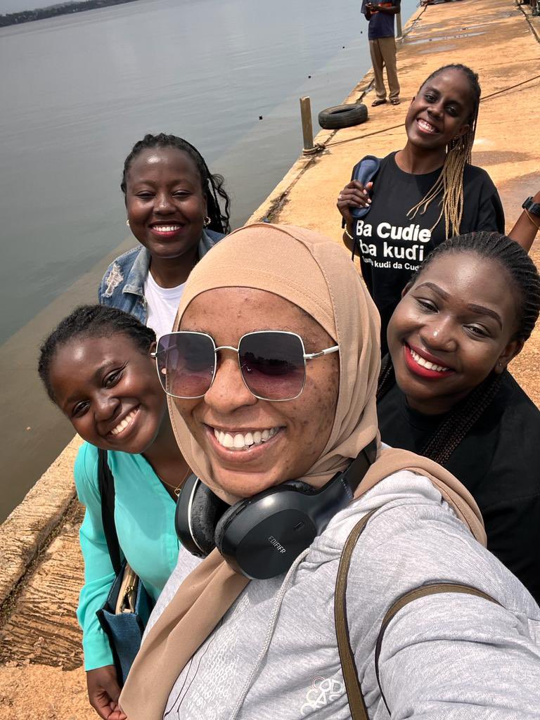 AFEX_Uganda's tweet photo. Some cool Xpert snapshots to make your day. 

We’re taking a break from work to recharge and reconnect!

p.s @afexnigeria, we got Khadijah to take pictures. https://t.co/2PdoAHXU1k