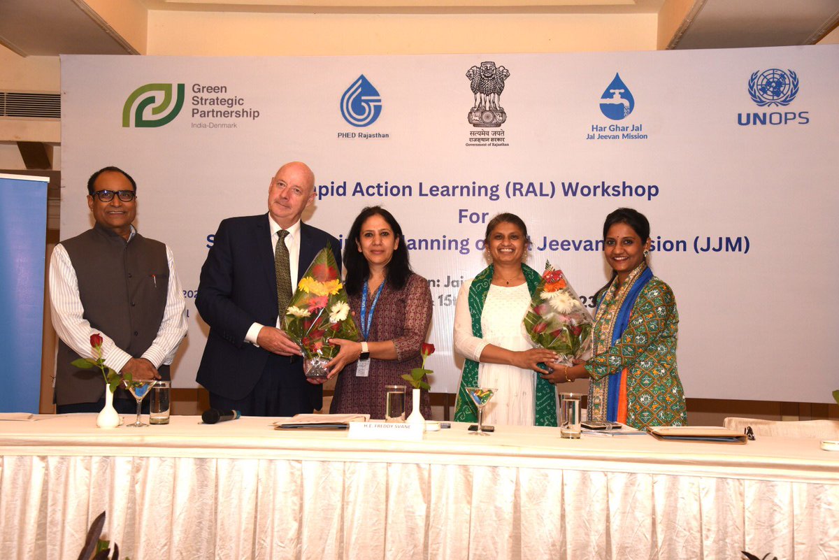 svane_freddy's tweet photo. Attending the UNOPS workshop on #rapidactionlearning. Water safety. @HarGharJal @MoJSDoWRRDGR @DenmarkinIndia https://t.co/2KmrWrvS7x