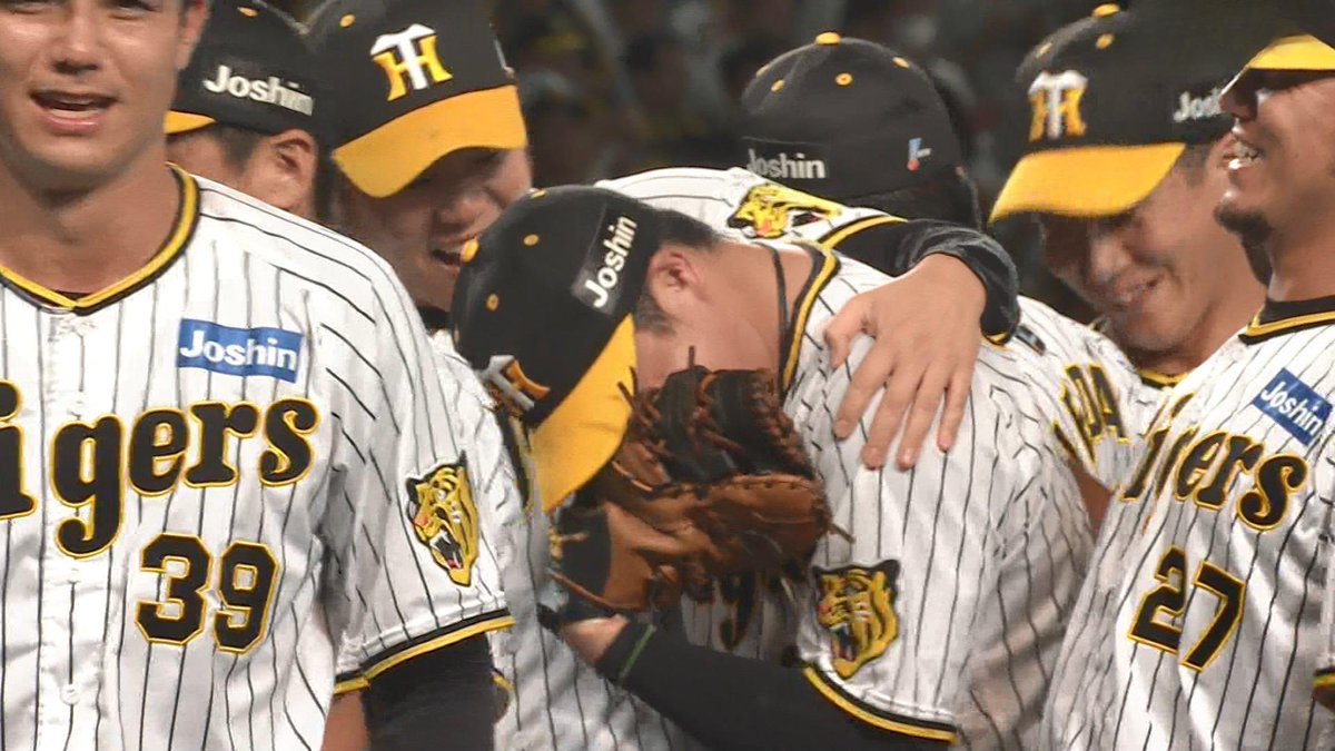 5_Ohyama's tweet photo. 2年前の最後のバッターの、あの悔しさ、あの悔し涙が2年越しに、ようやく報われたね…
耐え抜いた先には必ず、必ずや報われるんだなってことを教えてもらえたよ https://t.co/LWGrk6qVuS