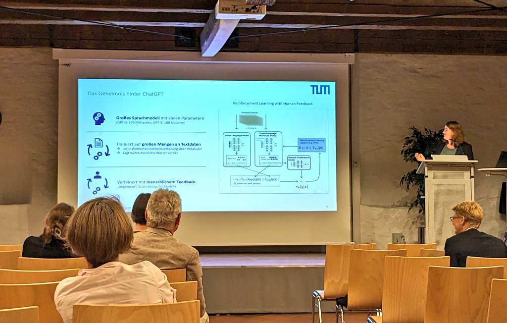 schwarzlicht (@revo1897) on Twitter photo Im Lunchtalk diskutieren wir jetzt, wie ChatGPT (unsere) Bildung verändert. <a href="/k_sessler/">Kathrin Seßler</a> erklärt erst einmal, was dahinter steckt. #GWMT23 Im Lunchtalk diskutieren wir jetzt, wie ChatGPT (unsere) Bildung verändert. <a href="/k_sessler/">Kathrin Seßler</a> erklärt erst einmal, was dahinter steckt. #GWMT23
