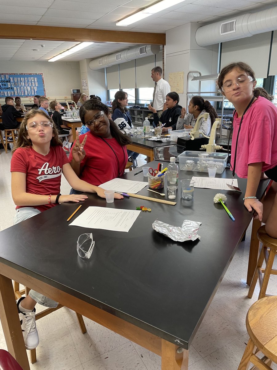 Mwackokpsd's tweet photo. First lab of the year! https://t.co/Z1EVoj5Mqa