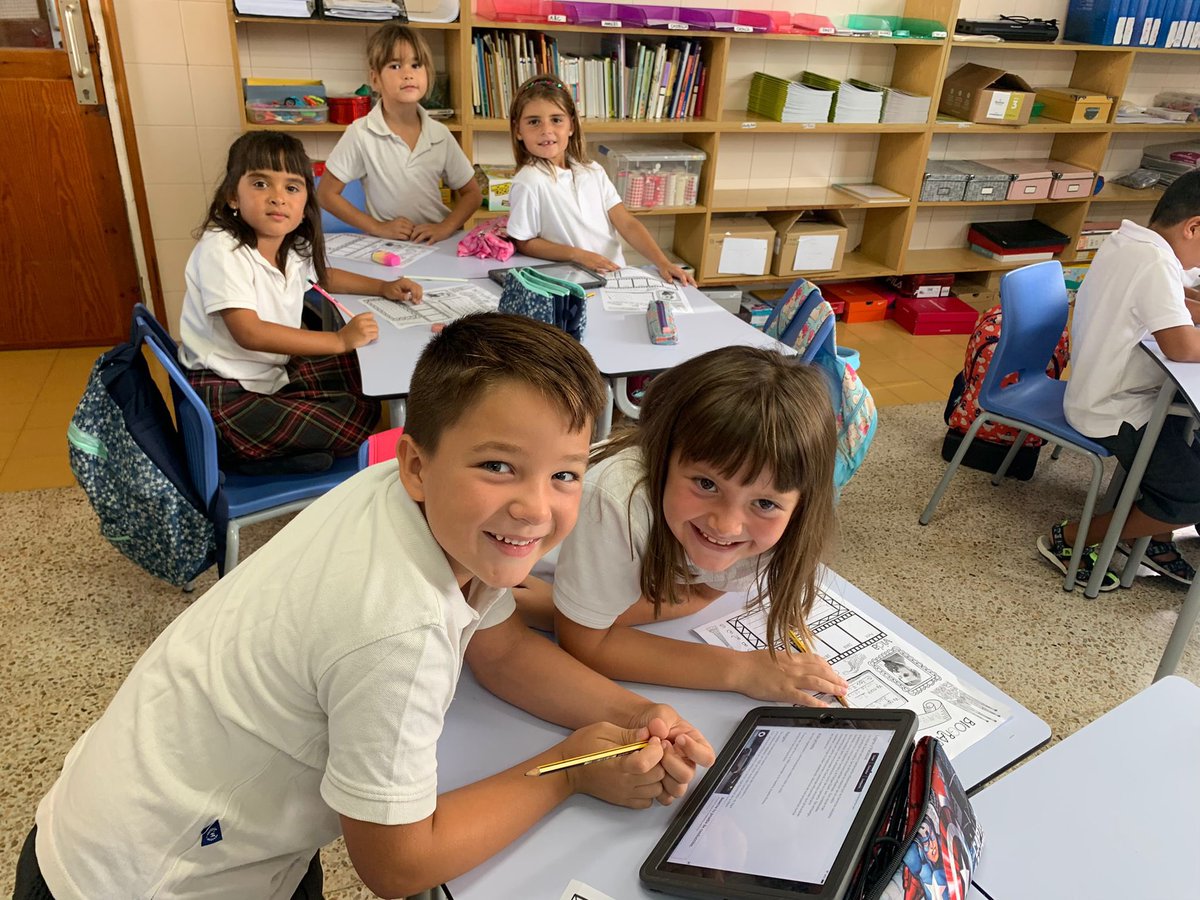 manyanetblanes's tweet photo. Les nenes i nens de #2nEP arranquem amb el projecte de comprensió Gaudim Gaudí! 🤗✏️📃 #josocmanyanet #blanes #somfamília #blanes #antonigaudí https://t.co/DhUgwJuPUl