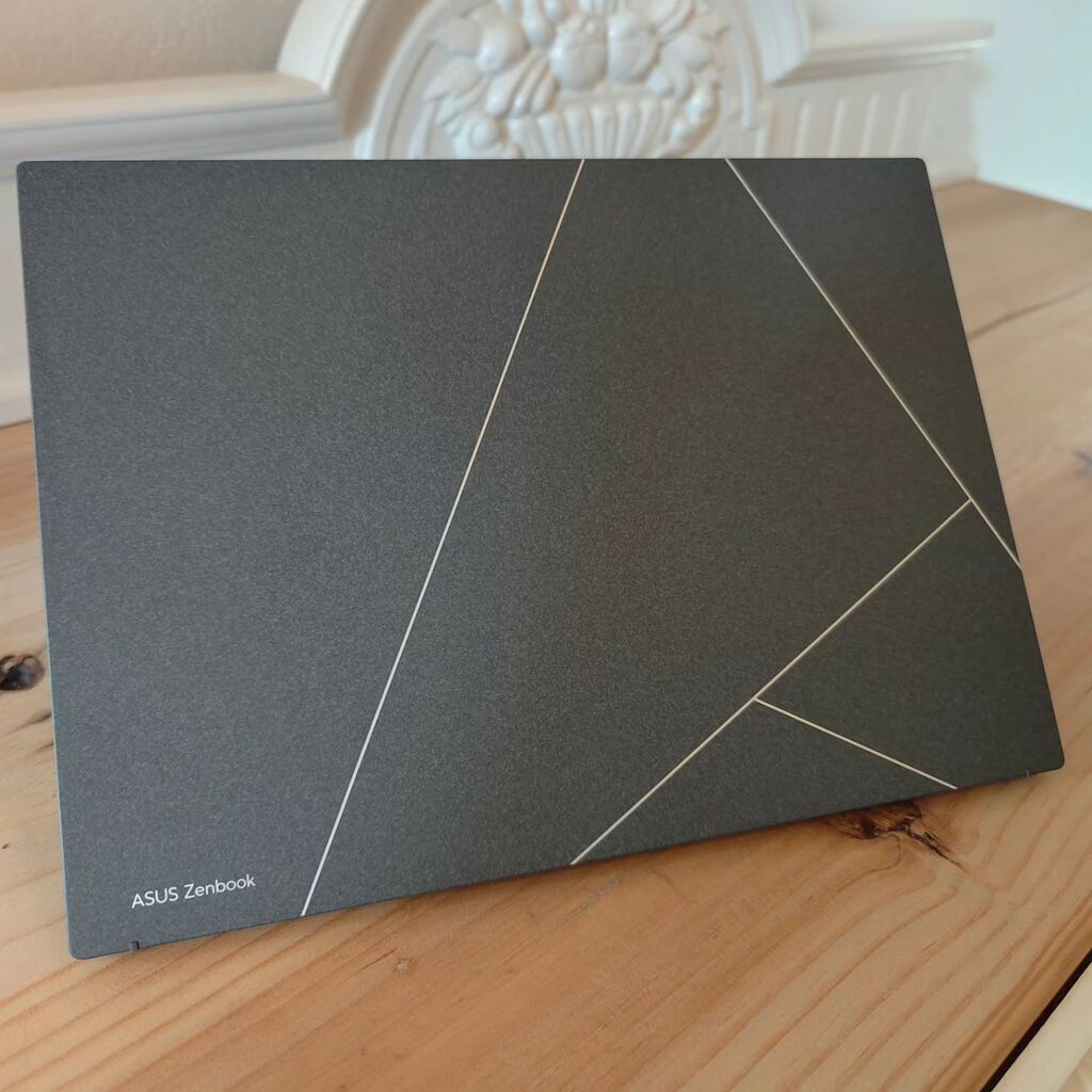 tecnologiacompt's tweet image. Estamos a conhecer o novo Asus Zenbook S 13 OLED, com foco na sustentabilidade. @asuspt #asuslaptop