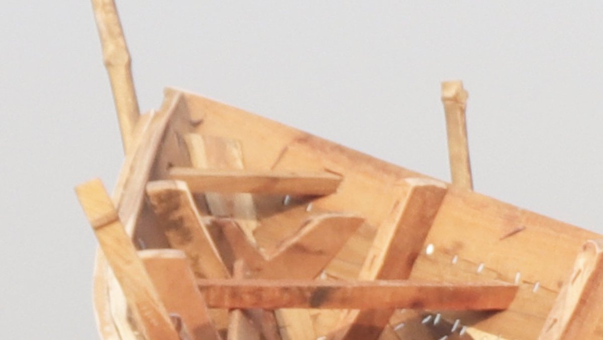 OK boaties: is a 'cat head' still a 'cat head' when in the stern? I'm talking about the aft transverse timber in this pic. (The one forward is a through beam). It is for tying off, e.g. a painter/mooring rope or anchor rope. Words! Help! #maritimearchaeology #nauticalarchaeology