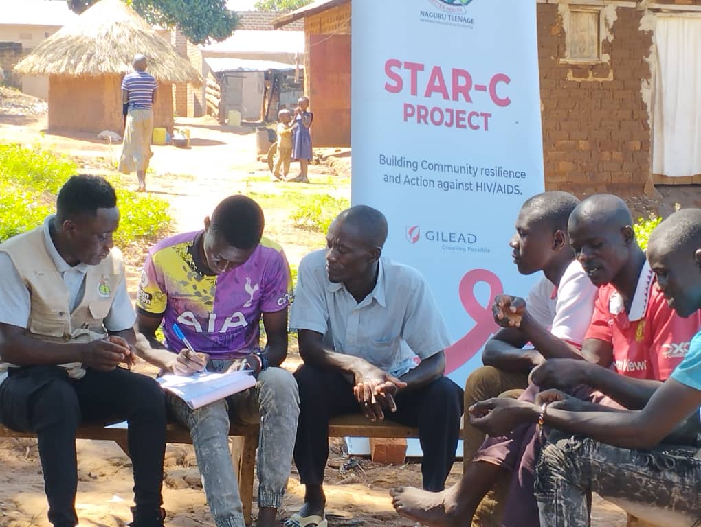 NaguruC's tweet photo. Today, our #NTIHCstaff under the #STARCUG project, worked together with Makonge Health Centre staff to conduct a KP outreach at the Bufumbe landing site in Kiyindi town council.
We aimed to strengthen the HIV/AIDS response and reduce HIV incidence in the area.
#NTIHCOutreaches https://t.co/gojfMDHEp2