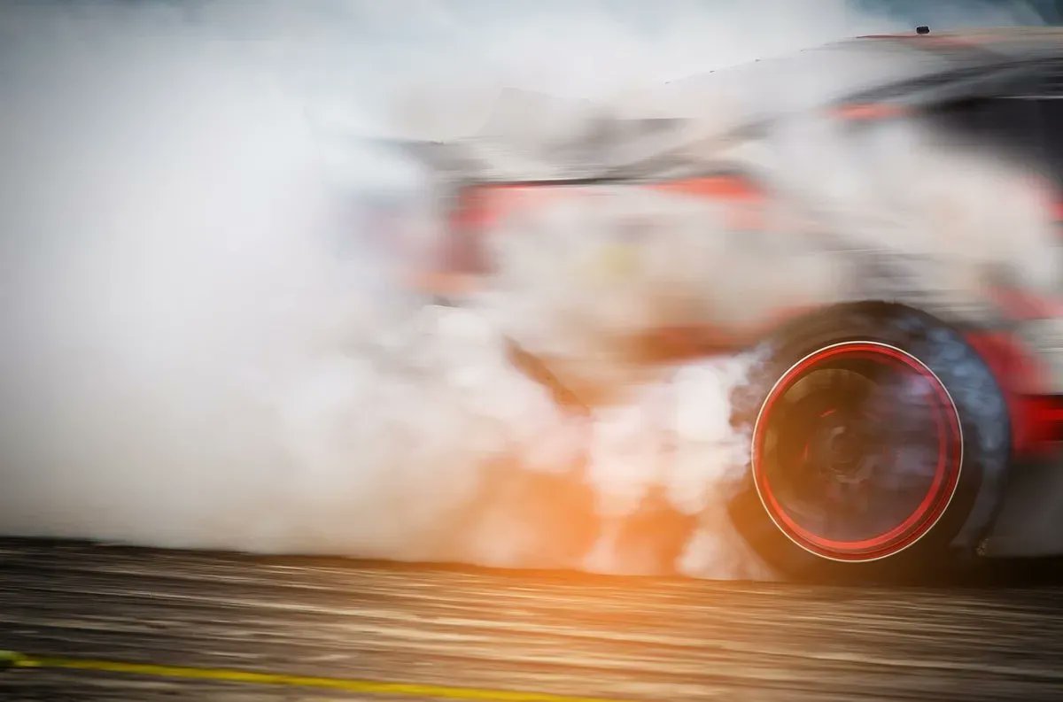 OmniFishEE's tweet image. The power of compilation to native code in @OpenJDK? Why not. Ahead of time compilation proposed for the JVM buff.ly/47wfmDl #faster #Java #nativeCode by @pjkrill