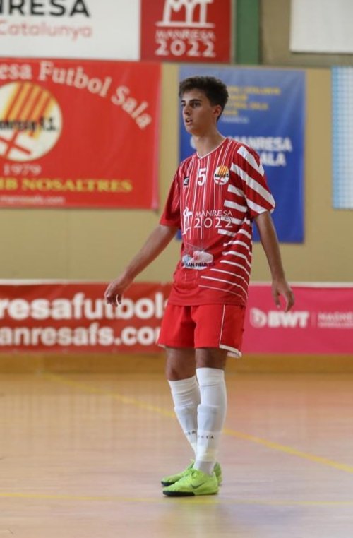ClubManresaFS's tweet photo. Iván Martín s' incorpora al primer equip.Cobirà la baixa de Gerard Noguera. Iván va arribar al club en categoria cadet .Va fer una temporada al juvenil B i dues al juvenil nacional sota les ordres de Quim Esteller i Miquel Bonilla. En categoria de primers equips, va sortir cedit. https://t.co/QL7prOGvBo