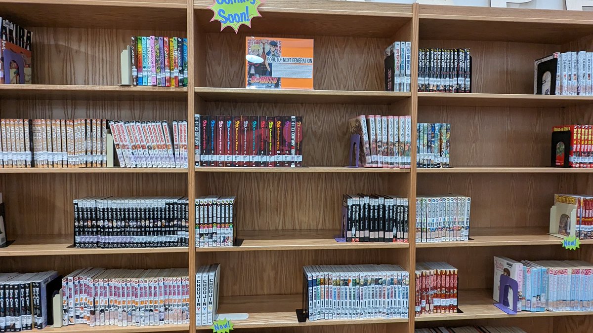 nkclmc's tweet photo. Good morning Hornets! Check out your graphic novel section. We have new and coming soon titles. Come to the library and tell us what you think. Give book suggestions on the library canvas page. @angiewiegers @HawarKhalandi @NorthtownNews #nkclibread https://t.co/O8BQa0KpFn