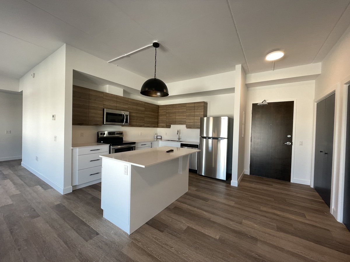 What’s The Railyard? It’s the new <a href="/AshRealty/">Ashburnham Realty</a> development on <a href="/HunterStPtbo/">Hunter Street</a> in East City!

It offers spacious one and two bedroom  suites AND commercial space which includes the newly opened Railyard Cafe!

💻 ashburnham.ca
☎️ 705-743-1168
📧 info@ashburnham.ca
#ad