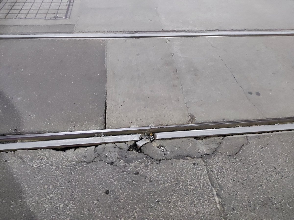 Melbourne PT user tweet media