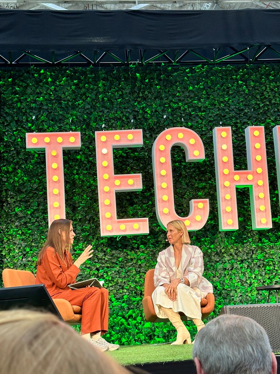 StartinLV tweet media