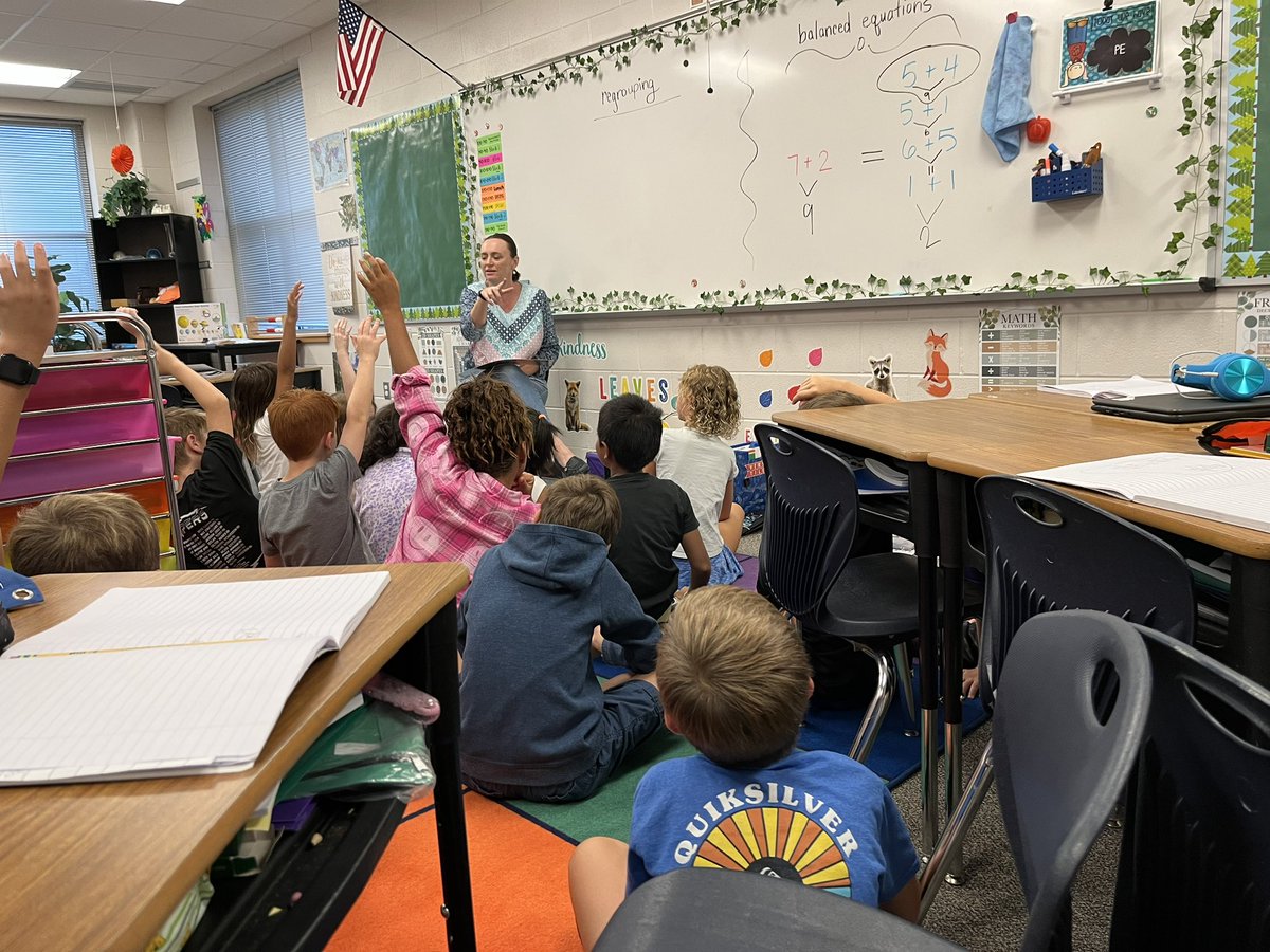 Mrs. Fischkes’ class talking about being assertive ❤️🐍