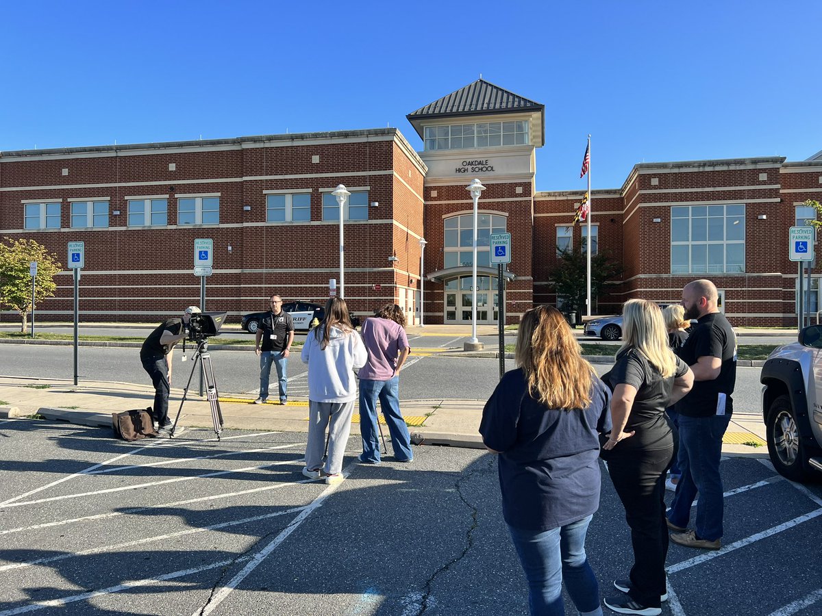 Amy Green Routzahn (@fcpsamyroutzahn) on Twitter photo Exciting things happening in the Oakdale feeder! #Belong <a href="/FCPS_OakdaleMS/">Daniel Enck</a> <a href="/OakdaleES_FCPS/">Oakdale Elementary School; FCPS MD</a> <a href="/fcpsblueheron/">Amy Schwiegerath</a> <a href="/FCPS_BCaulfield/">Bill Caulfield</a> <a href="/DCESBucks/">Deer Crossing Elem.</a> Exciting things happening in the Oakdale feeder! #Belong <a href="/FCPS_OakdaleMS/">Daniel Enck</a> <a href="/OakdaleES_FCPS/">Oakdale Elementary School; FCPS MD</a> <a href="/fcpsblueheron/">Amy Schwiegerath</a> <a href="/FCPS_BCaulfield/">Bill Caulfield</a> <a href="/DCESBucks/">Deer Crossing Elem.</a>