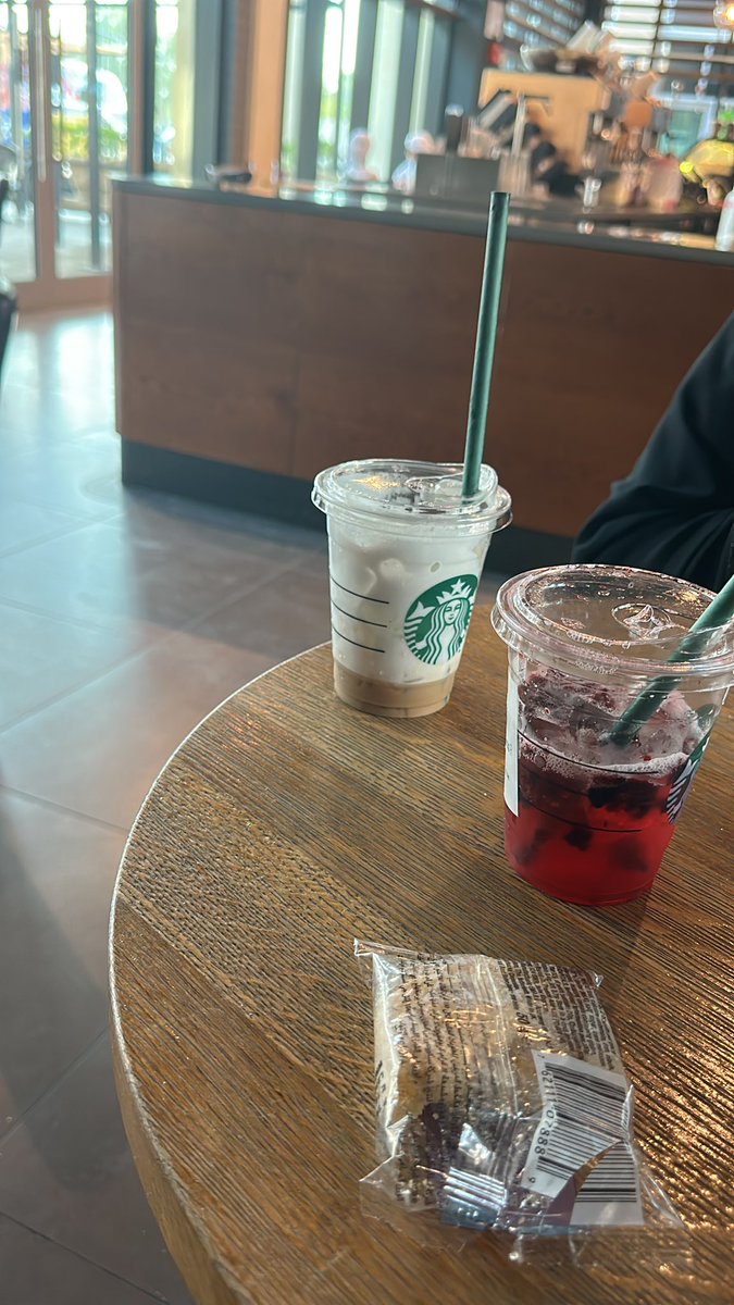 ها من الطبقة المخملية ولا