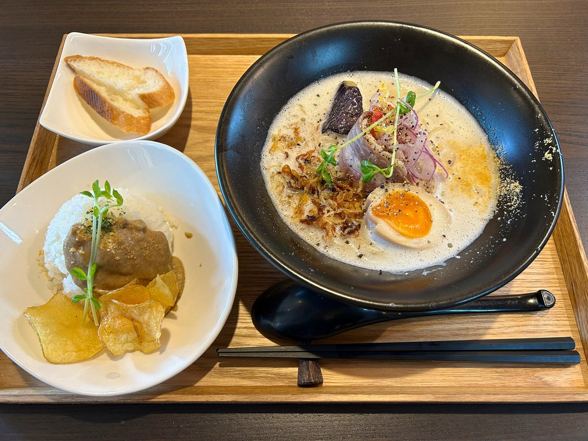 takasu__1104's tweet photo. 龍ケ崎市にある #フレンチラーメン の #MATOYA でラーメンも食べた!
ここもとっても美味しかったです。 https://t.co/cqk6mhZiZJ