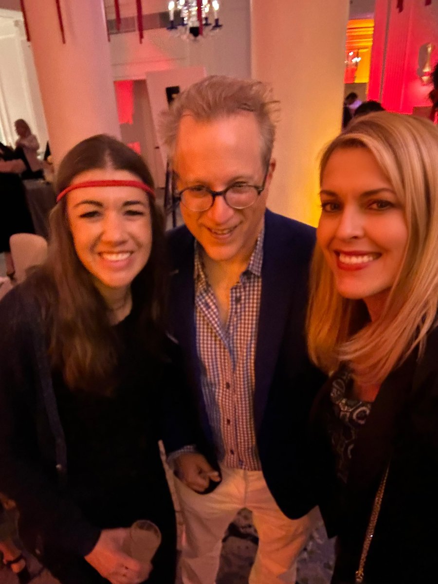 LuxeTiffany's tweet photo. Fun night at the Boston premiere of @DumbMoneyMovie based off of the book by @benmezrich. It was fabulous! Go see it when it's released in theaters September 15th. 🎬 @TheNewburyBostn #DumbMoneyMovie #DumbMoney @getitkim https://t.co/DTNhLkIBPV