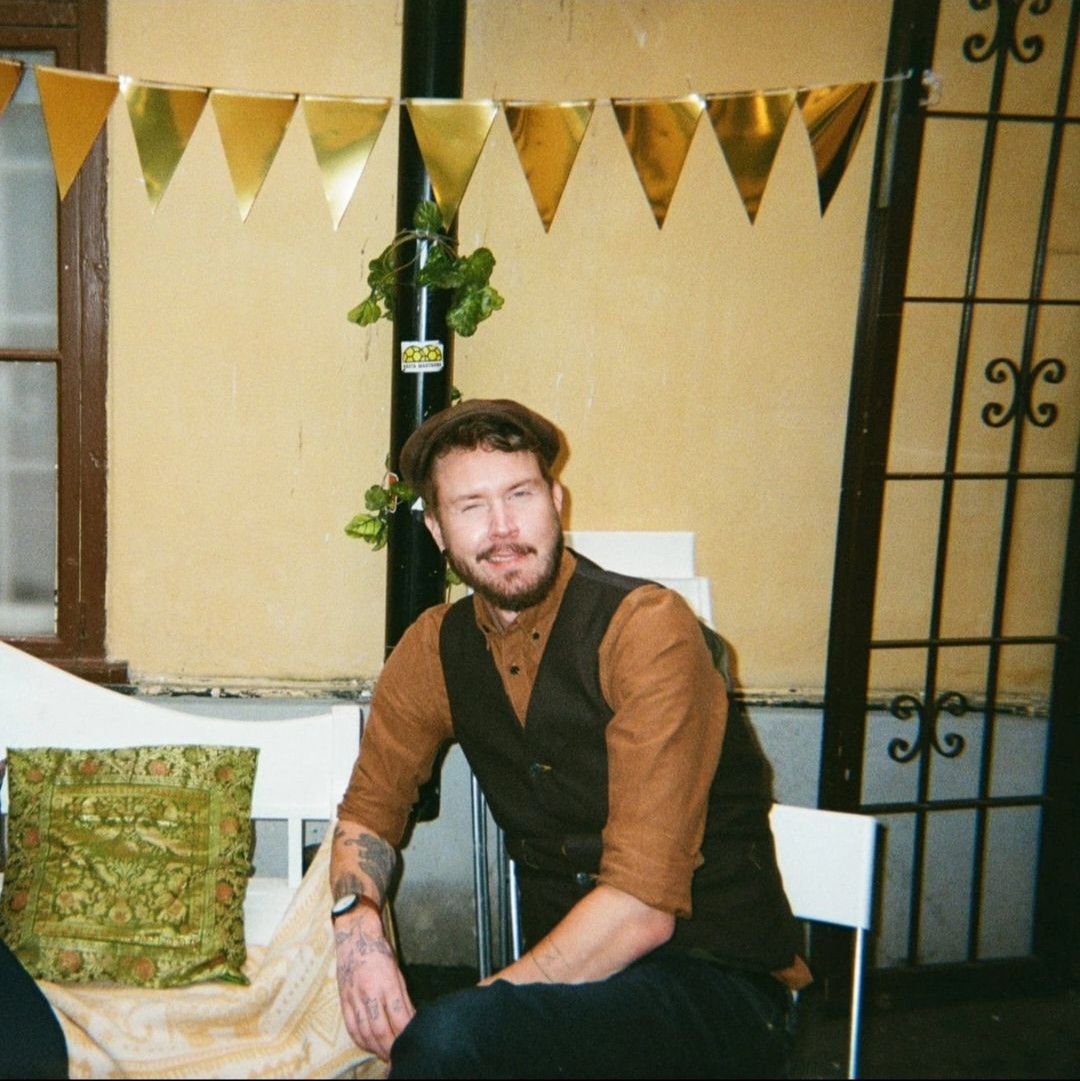 Publica tu primera foto y la última de tu IG y veamos el cambio

2011 -> 2023