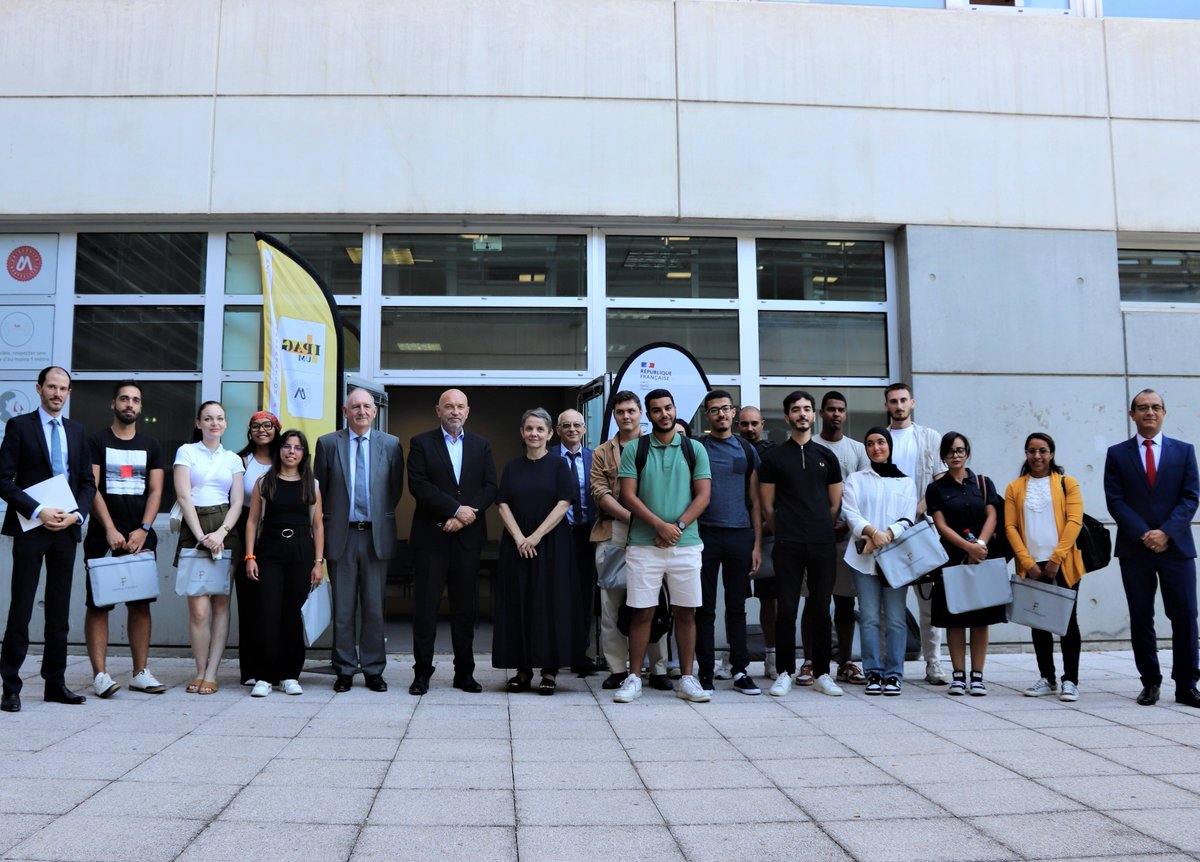 Philippe_Auge's tweet photo. Bonne rentrée aux étudiants de la 3e promotion #PrépaTalents @dgfip_officiel @IpagMontpellier @umontpellier que j'ai eu plaisir de rencontrer avec Laurent Guillon #DDFIP34 et @nmarty_mtp au cours d'un riche moment d'échange autour de leurs projets et aspirations professionnelles. https://t.co/lgcDcwDNGm