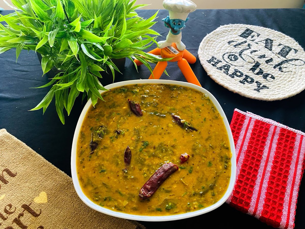 baddelaskitchen's tweet photo. Spinach / Palak / Palakura Dal: Comfort Food That's Finger-Lickin' Good! #shorts

For Written Recipe: https://t.co/hLsz1gpfgt

#delicious #like #share #subscribe #Foodie #yummy #RecipeOfTheDay #healthy #quick #EASY #palakdal #palakurapappu #spinachdal https://t.co/FXEU34BBPK