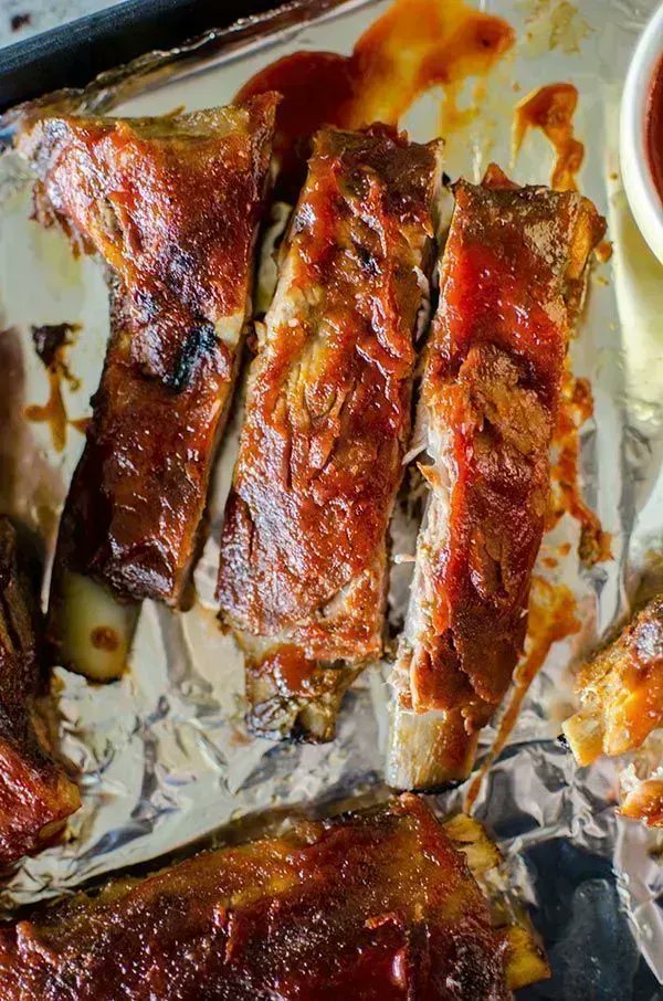 DELICIOUS ribs!

Recipe comes together using a homemade spice rub + homemade BBQ sauce.

RECIPE: buff.ly/2EOr6DG
#cooking #recipe