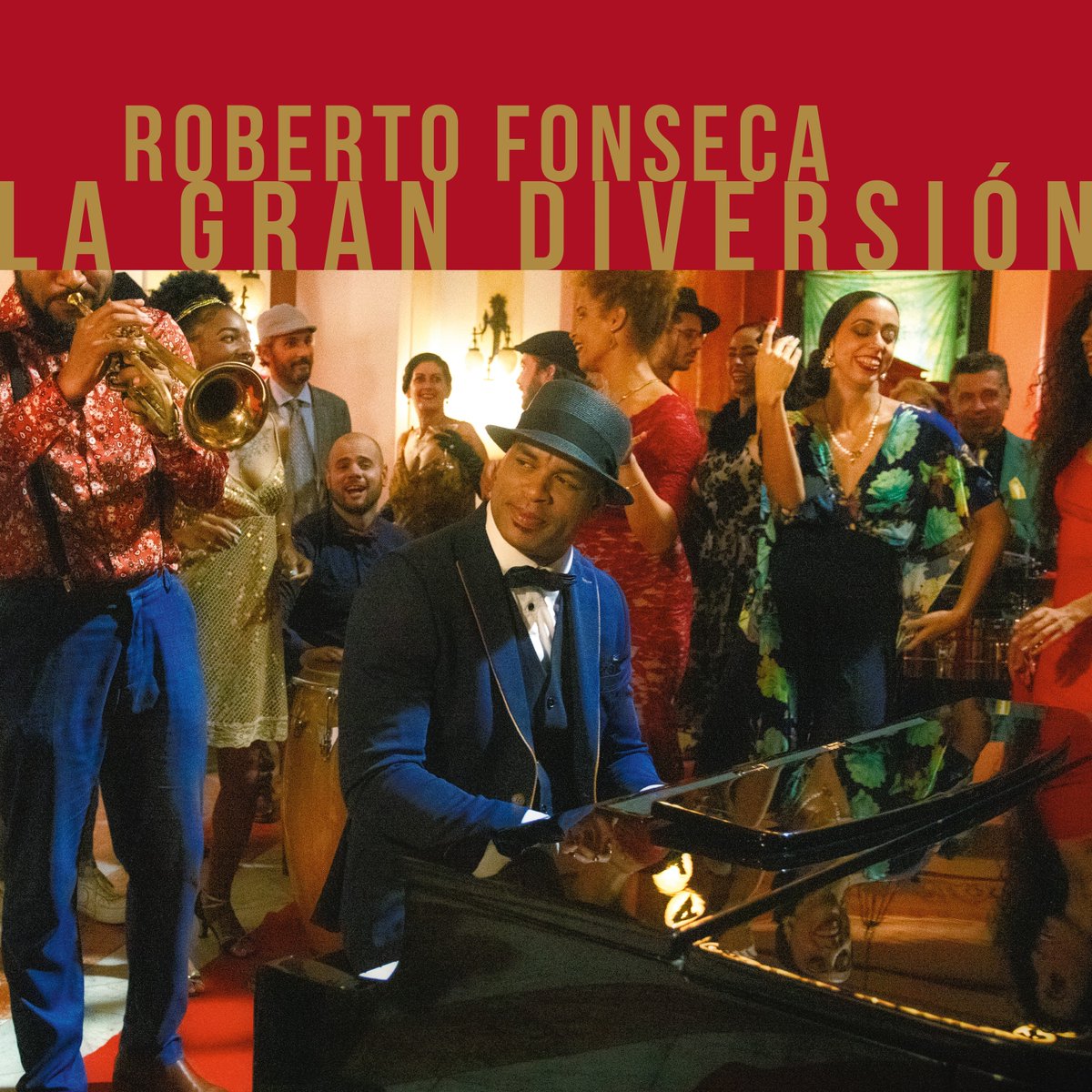 RadioTSFJAZZ's tweet photo. 💿DISQUE DU JOUR 💿

@Rober_Fonseca  - La Gran Diversion

Nouvel album, nouveau spectacle et bientôt une nouvelle émission sur TSFJAZZ ? 2023 est l'année Roberto Fonseca ! Et la Gran Diversion un nouveau bijou façon cabaret cubain. Entrez dans la danse ! https://t.co/I92KxL4o0c