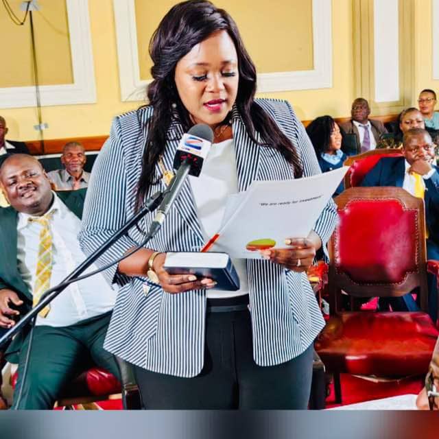 ProtectHRDs's tweet image. 🚨 Urgent Update 🚨
Deputy Mayor for Harare, Kudzayi Kadzombe, ARRESTED by Malborough Police Station. The charge is of assaulting a ZANUPF member during elections. Monitoring developments closely. #PoliticalRepression #RuleOfLaw #StandForJustice