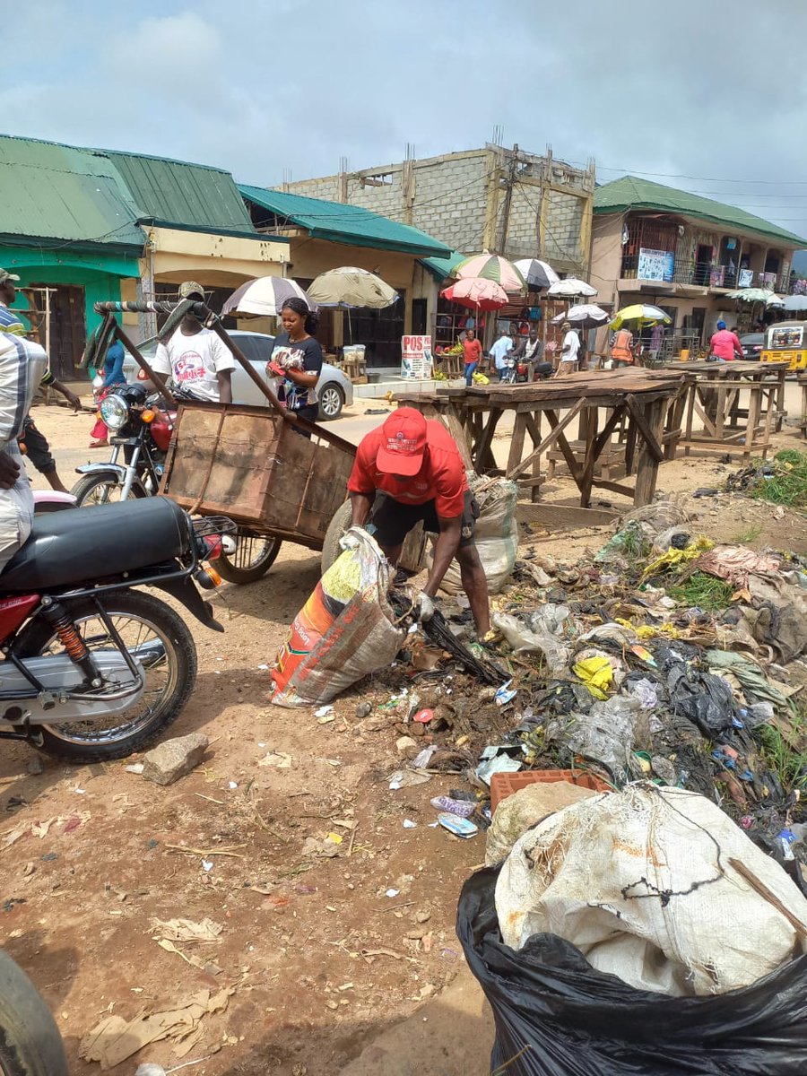 #Fundourfuture
#ClimateJustice Deforestation Causes Climate Crisis, Plant More Trees!@activista_lagos @ActivistaDelta