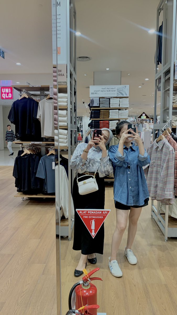 rxwdr_'s tweet photo. 🫰🏻 https://t.co/h8VJEVzaxN