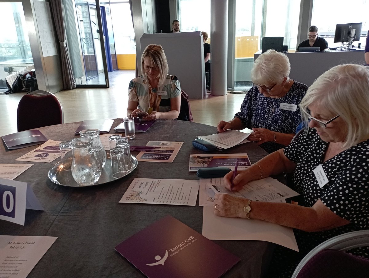 SalfordCVS's tweet photo. Alison (Salford CVS) giving an overview of the history of the #ThirdSectorFund and our role as an organisation supporting the local VCSE sector. #SalfordStories @CEOSalfordCVS https://t.co/PMafZ3xSKq