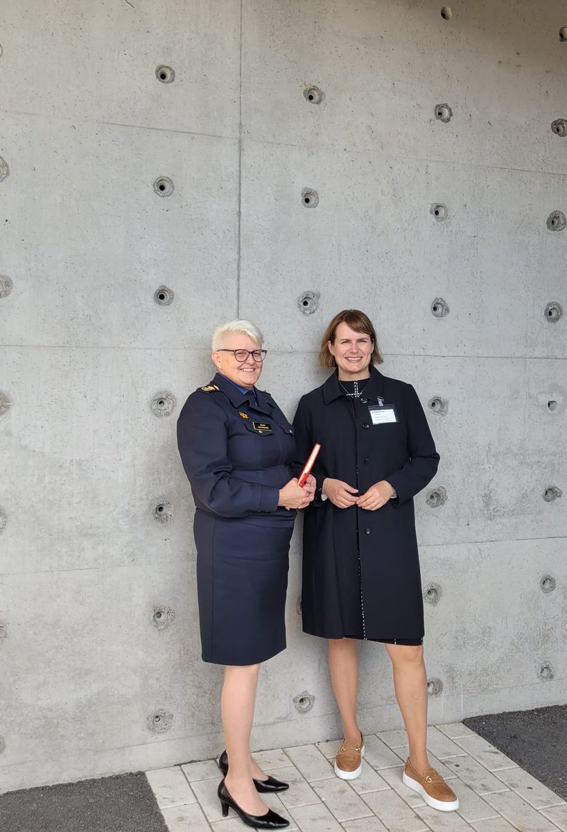 Tänään vierailin Pelastusopistolla. Oppilaitos vastaa valtakunnallisesta 
pelastajakoulutuksesta ja mm. koordinoi #pelastustoimi tutkimusta Suomessa. Vakuttavaa ja tehokasta toimintaa <a href="/Kuopionkaupunki/">Kuopion kaupunki</a>’ssa, ja kokonaisturvallisuuden ytimessä! Kiitos ja menestystä jatkoonkin!