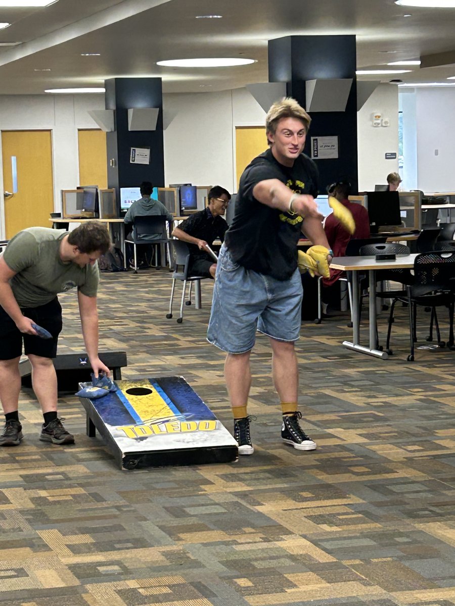 Carlson Library at UToledo tweet media