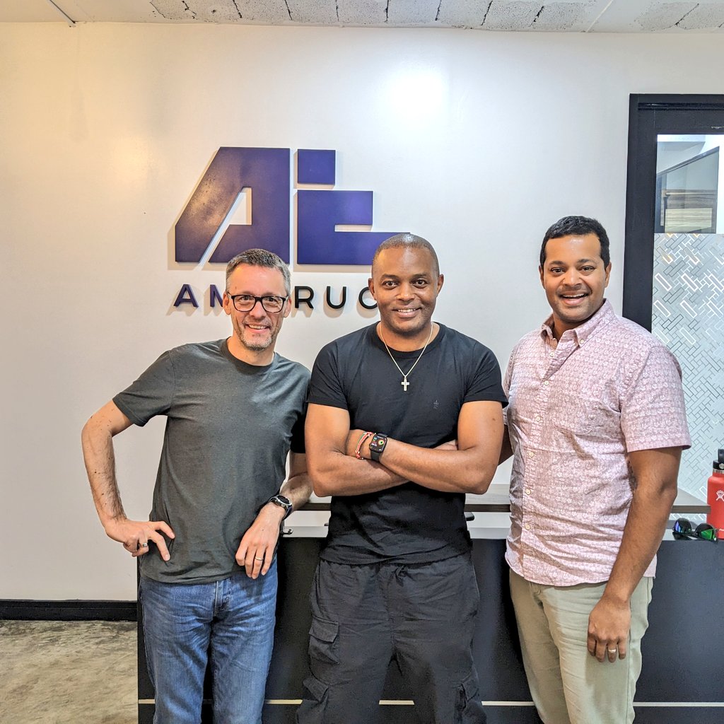 santoshsankar's tweet photo. Visited the @amitrucks team today in Nairobi with @jd

Reliable and secure transport for Kenyan shippers 🚚 https://t.co/s2bBdATquB