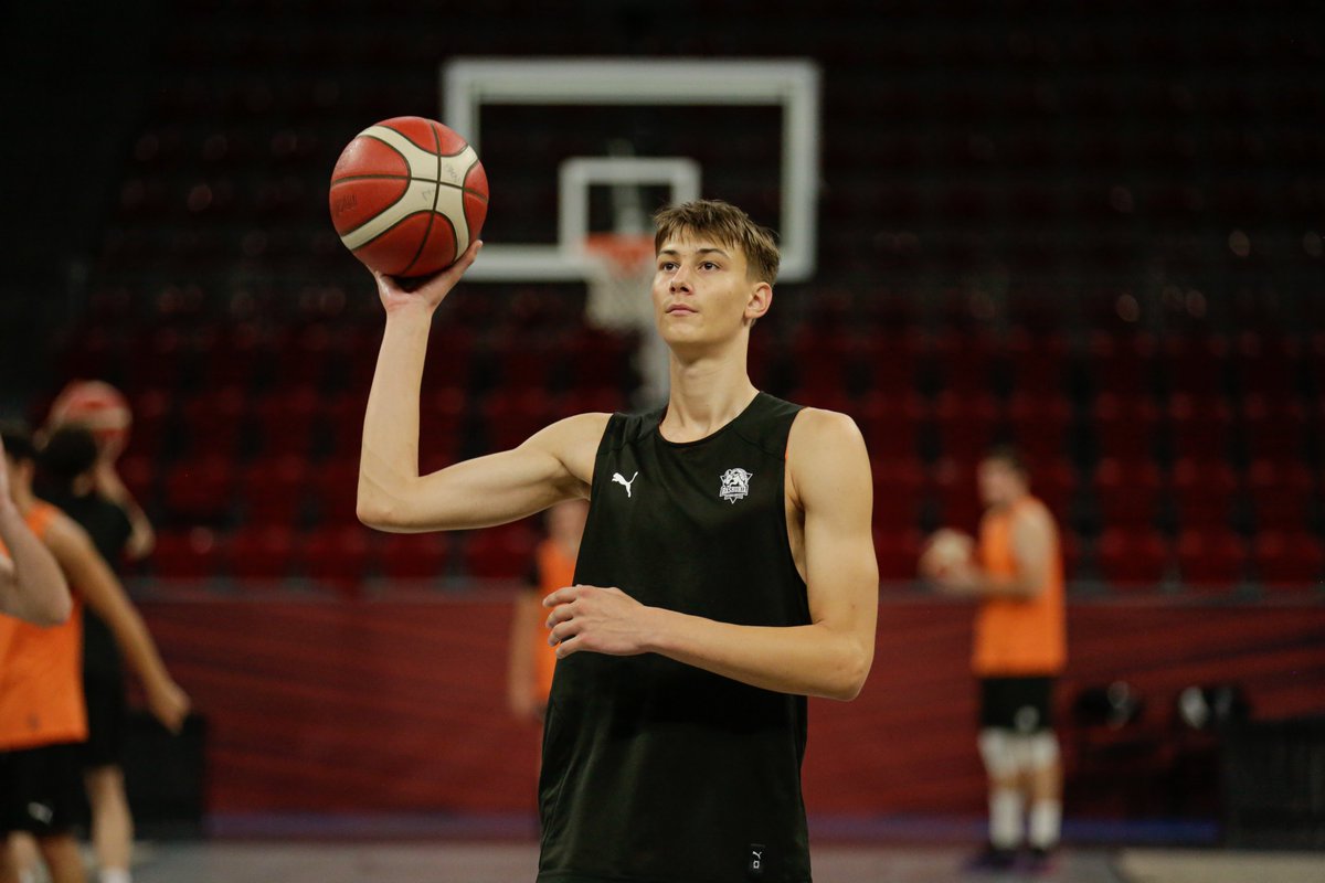 Kosner Baskonia tweet media