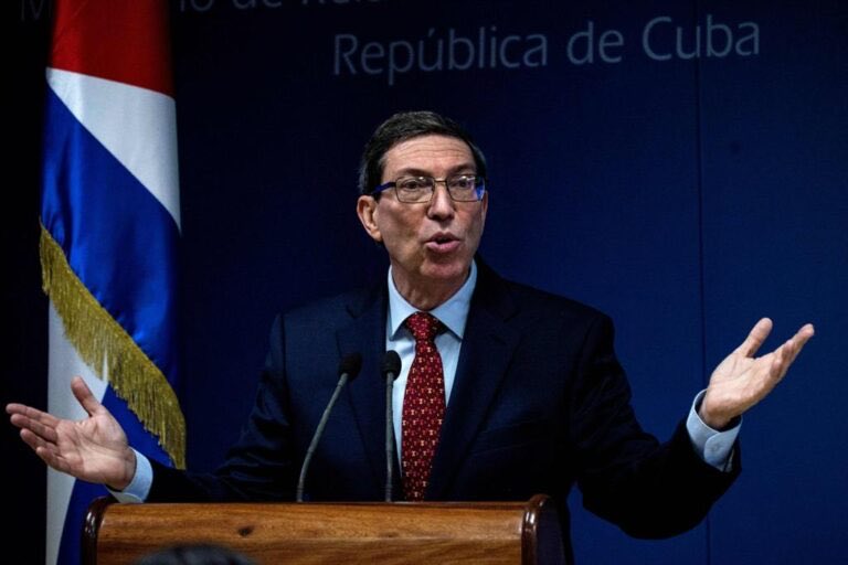 Con un espíritu constructivo, la venidera Cumbre del Grupo de los 77 y China abordará problemáticas urgentes que enfrentan hoy las naciones del Sur, destacó el ministro de Relaciones Exteriores de Cuba, Bruno Rodríguez.