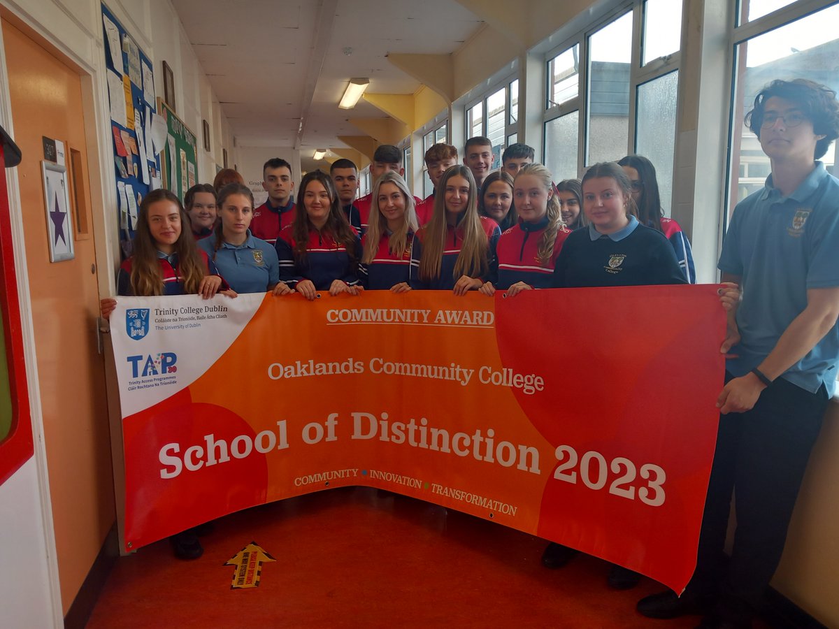 OaklandsCC's tweet photo. Class 6 E are delighted to raise our banner for our Trinity Access Programme School of Distinction Award. We are honoured to have it and already working hard to retain it for the coming academic year #SchoolsOfDistinction #TAP30 #TAPLovesSOD
@AccessTCD https://t.co/ZsMeRg8UIG
