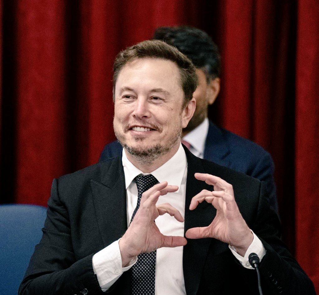 davideduardocy's tweet photo. Elon Musk (@elonmusk) ha dicho que el socialismo y su gasto excesivo, es la causa fundamental de la inflación y ha arruinado a innumerables países. #DECY

Apoyo las palabras de Musk!! 👊🏻🤝🏻
#SocialismoEsMiseria #ComunismoEsMiseria 
No🚫 #burregos 🐑🐑 https://t.co/miNz0S9Pey