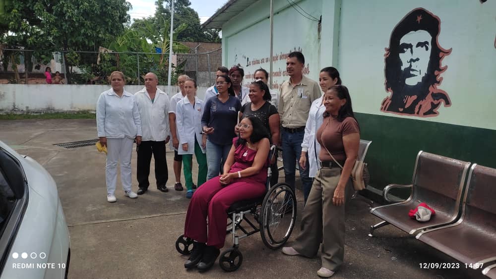 Cubacooperabol2's tweet photo. Cooperación Médica Cubana, 60 años de vocación humanista y solidaria. #Cuba, paradigma en solidaridad y humanismo. #CubaPorLaVida #CubaCoopera @cubacooperaven @MINSAPCuba @japortalmiranda @MinSaludVE @MagaGutierrezV @cubacooperabol2 https://t.co/pnRaLq3cgt