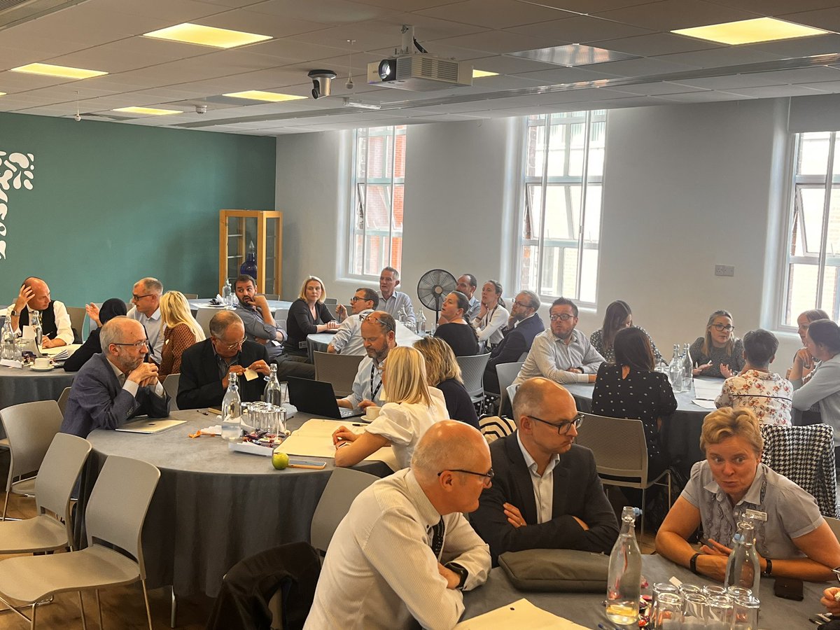 Beth Barron tweet media