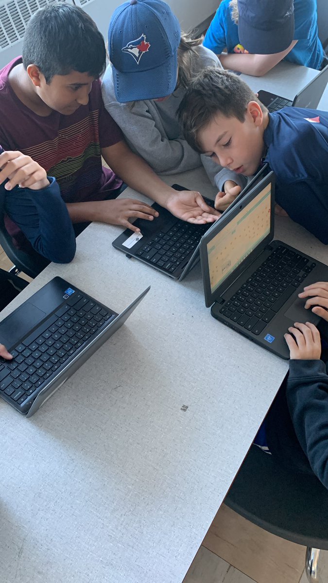 MsDukeGrade5_6's tweet photo. Using Toronto real estate to round to the nearest million! π‘
We have some keen kids! Now letβs learn about saving and budgetingππ
#reallifemath @tdsb https://t.co/5XkQdoDwNR