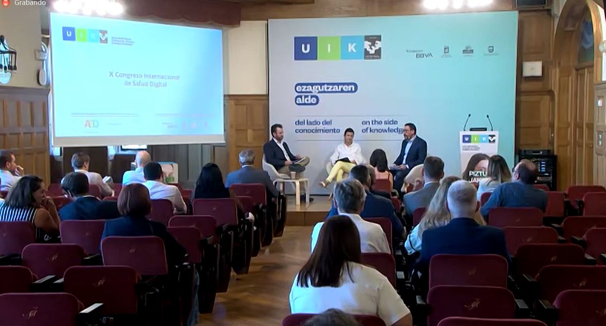 mysphera's tweet image. 🔴Comienza la ponencia en la que participa nuestro CEO @salvador_vera sobre Vida Saludable en el X Congreso Internacional de #SaludDigital