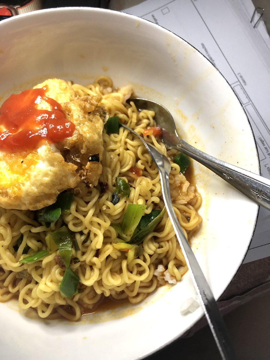 peerranaa's tweet photo. @Indomielovers apa yg ada dikulkas dicampur aja👍🏻 https://t.co/HbdZ1nONjh