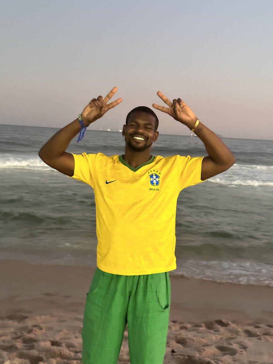 willttravis's tweet image. Living like we ain’t got time