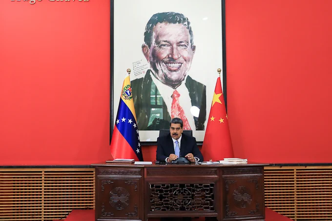 #VenezuelaYChinaIndestructibles @NicolasMaduro: China y Venezuela continuarán fortaleciendo los vínculos de cooperación y colaboración estratégica. Esta unión histórica tiene un gran significado para el futuro de bienestar y Paz de los pueblos de Asia, América Latina y el Caribe