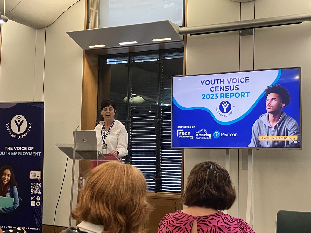 Great to hear directly from young people about this year’s #YouthVoiceCensus focusing on education and employment.  

Full findings coming from @YEUK2012 on Monday